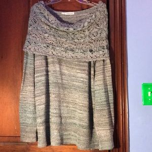 Grey sparkle sweater with hints of blue